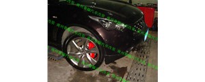 英菲尼迪FX50改BREMBO大六活塞剎車(chē)套件實(shí)例