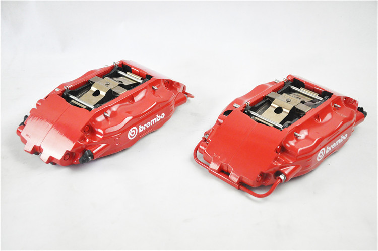 本田雅閣、思鉑睿專(zhuān)用BREMBO剎車(chē)套裝 大四活塞鮑魚(yú) 配合加大型剎車(chē)盤(pán)